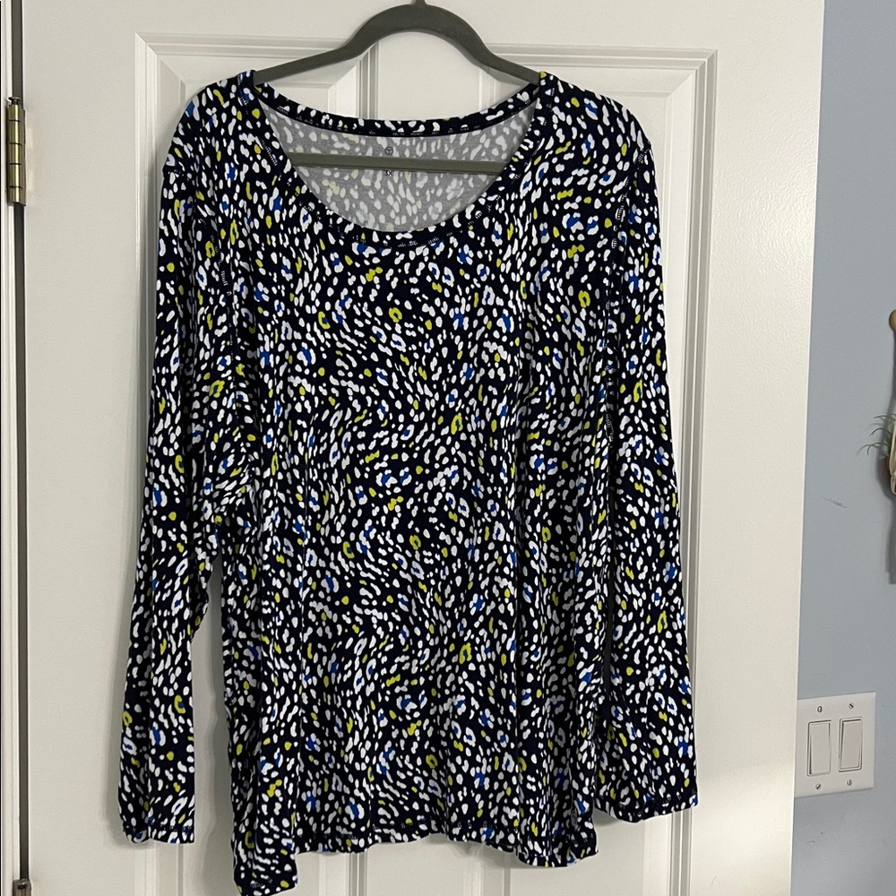 T Talbots Women's Multicolor Navy Patterned Top